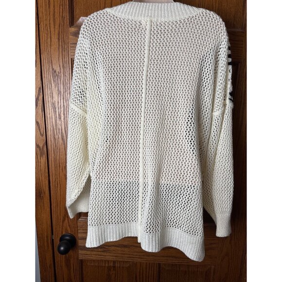 Crochet Knit Sweater By POL Floral Pattern Black & White Medium Cottagecore - Picture 2 of 10